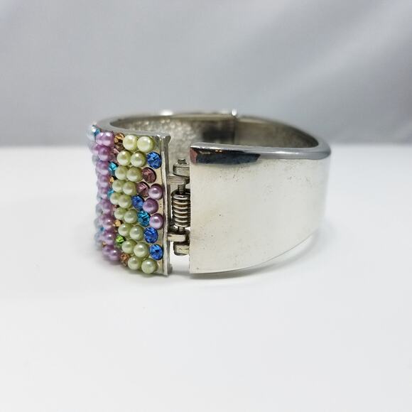 Faux Pearl Rhinestone Hinged Silver Tone Bracelet, 7 Inches - Picture 4 of 8
